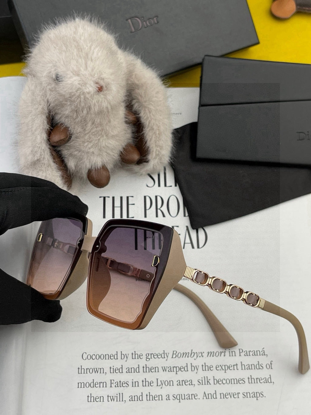 Dior CD5302 Square Gold Lens Sunglasses for Men & Women - 465308 - detail image 3
