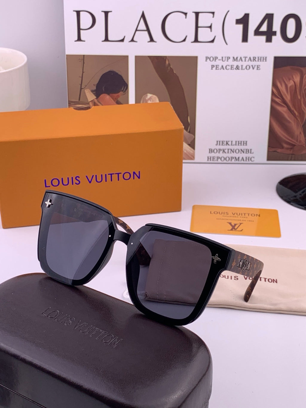 Louis Vuitton L1132 Square Gold Lens Sunglasses for Women - 464697 - detail image 2