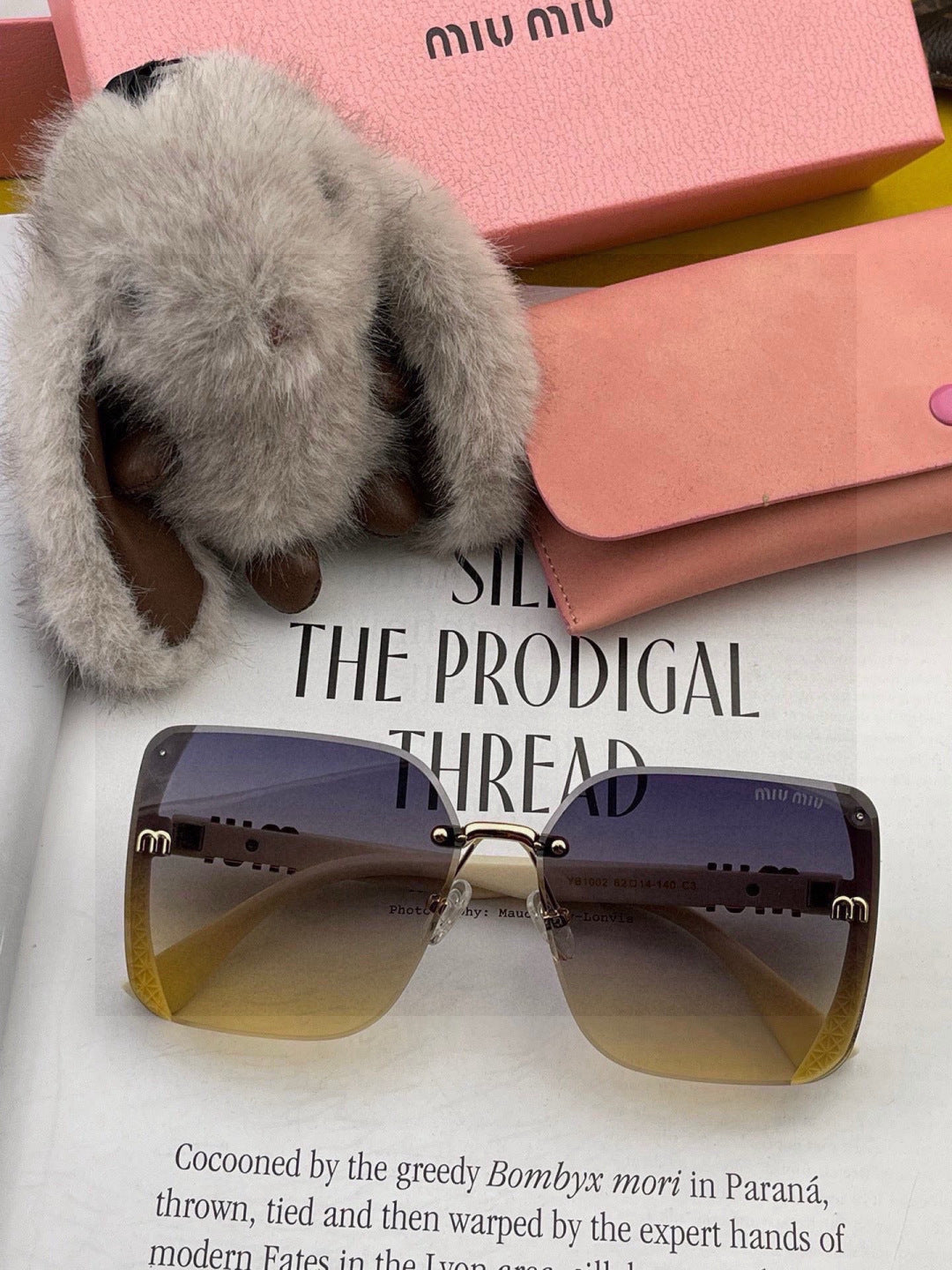 Miu Miu M2100 Fashion Gold Lens Sunglasses for Men & Women - detail image 3