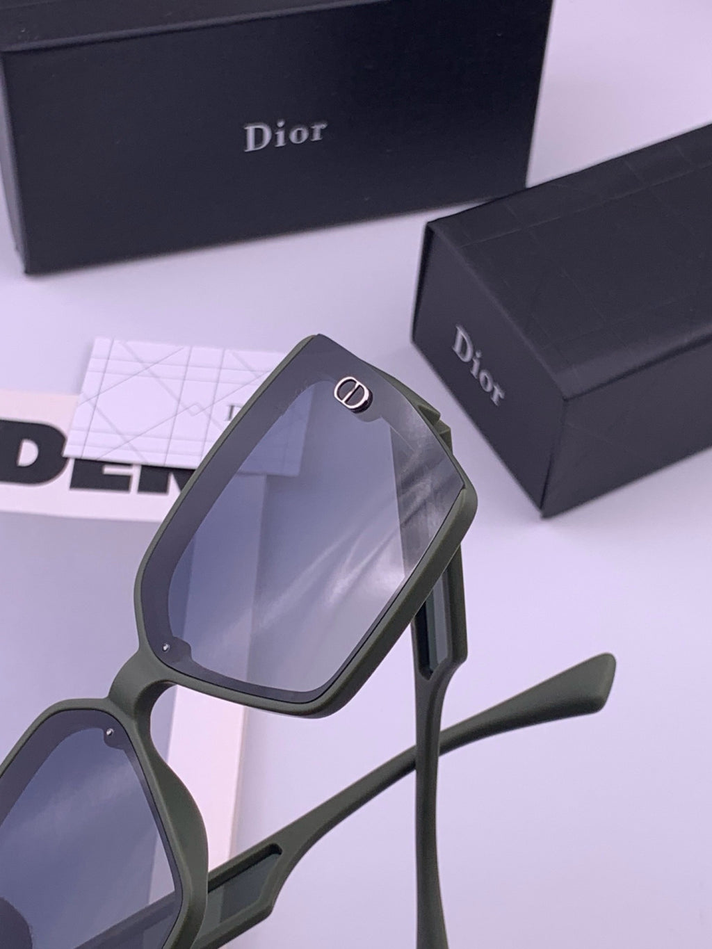 Dior CD3917 Polarized Square Gold Lens Sunglasses for Women - detail image 5