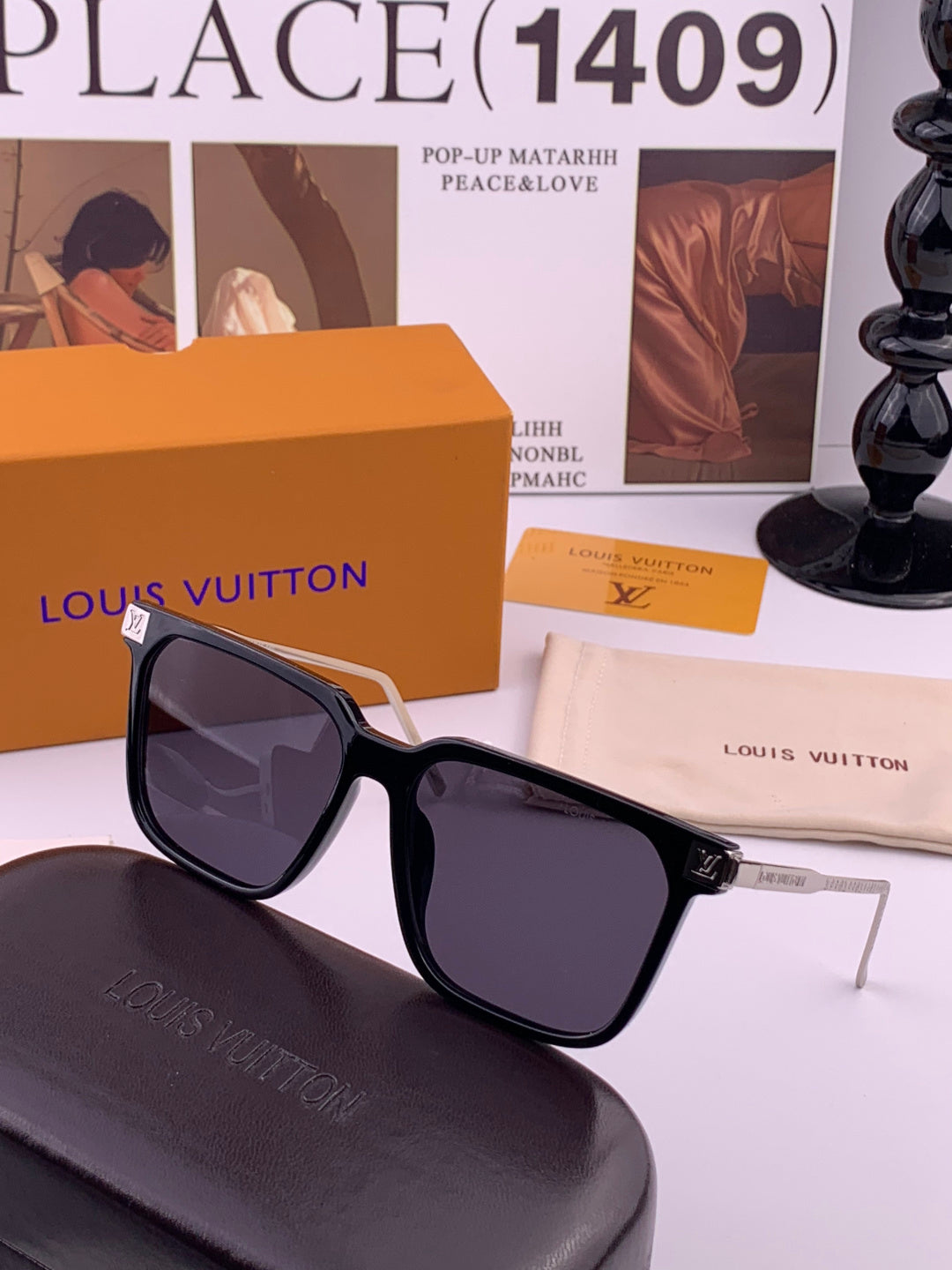 Louis Vuitton L7166 Aviator Gold Lens Sunglasses for Men & Women - detail image 2