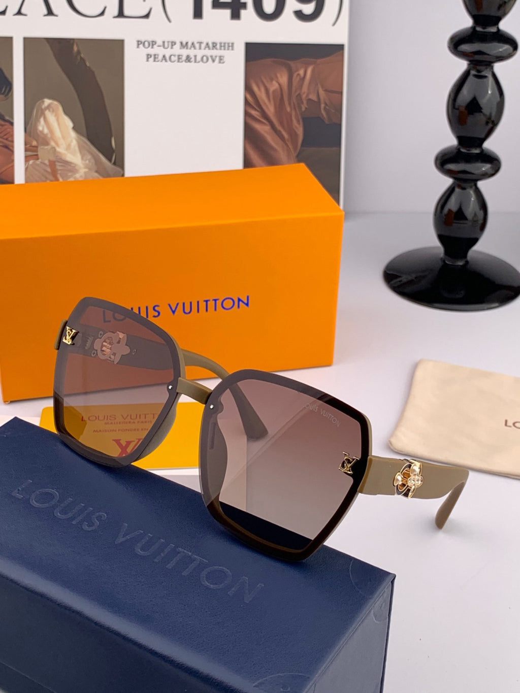 Louis Vuitton L4991 Polarized Square Gold Lens Sunglasses for Men & Women - detail image 2