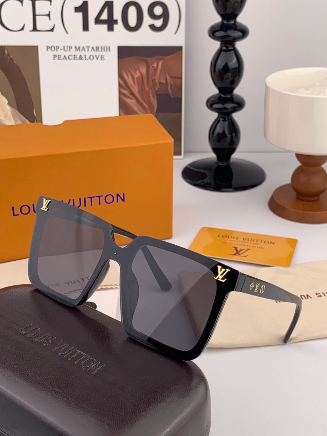 Louis Vuitton L6006 Oversized Black Lens Sunglasses for Men & Women - 486108 - detail image 2