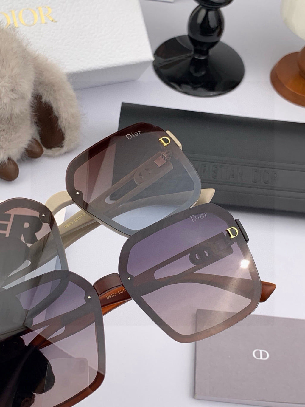 Dior CD3998 Polarized Fashion Red Lens Sunglasses for Men & Women - detail image 5