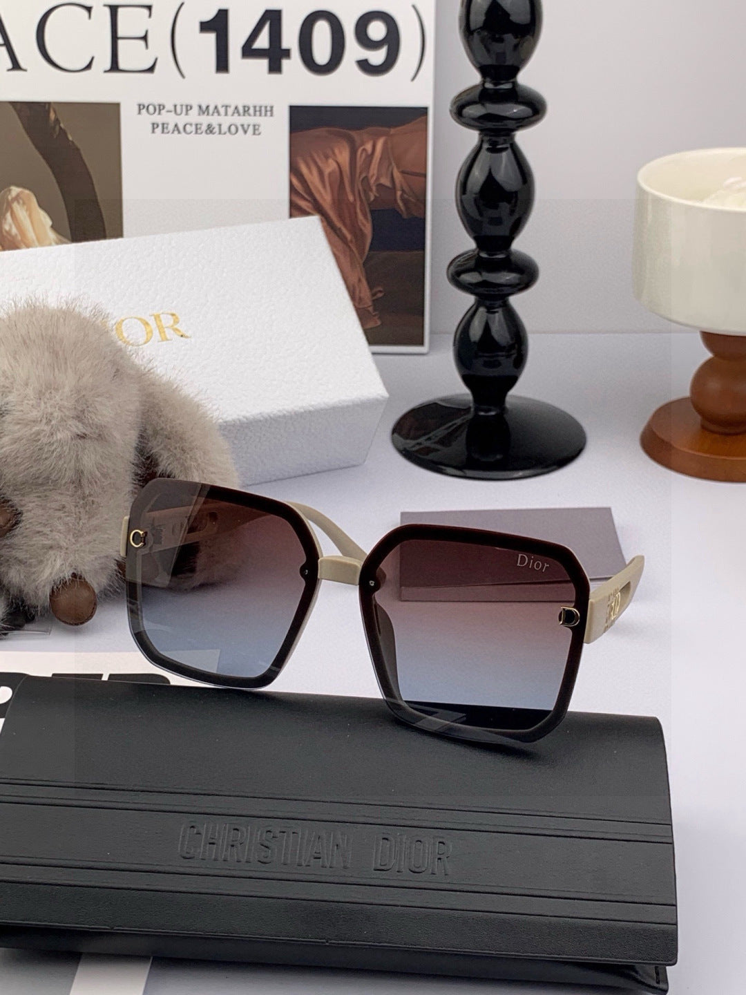 Dior CD3998 Polarized Fashion Red Lens Sunglasses for Men & Women - detail image 4