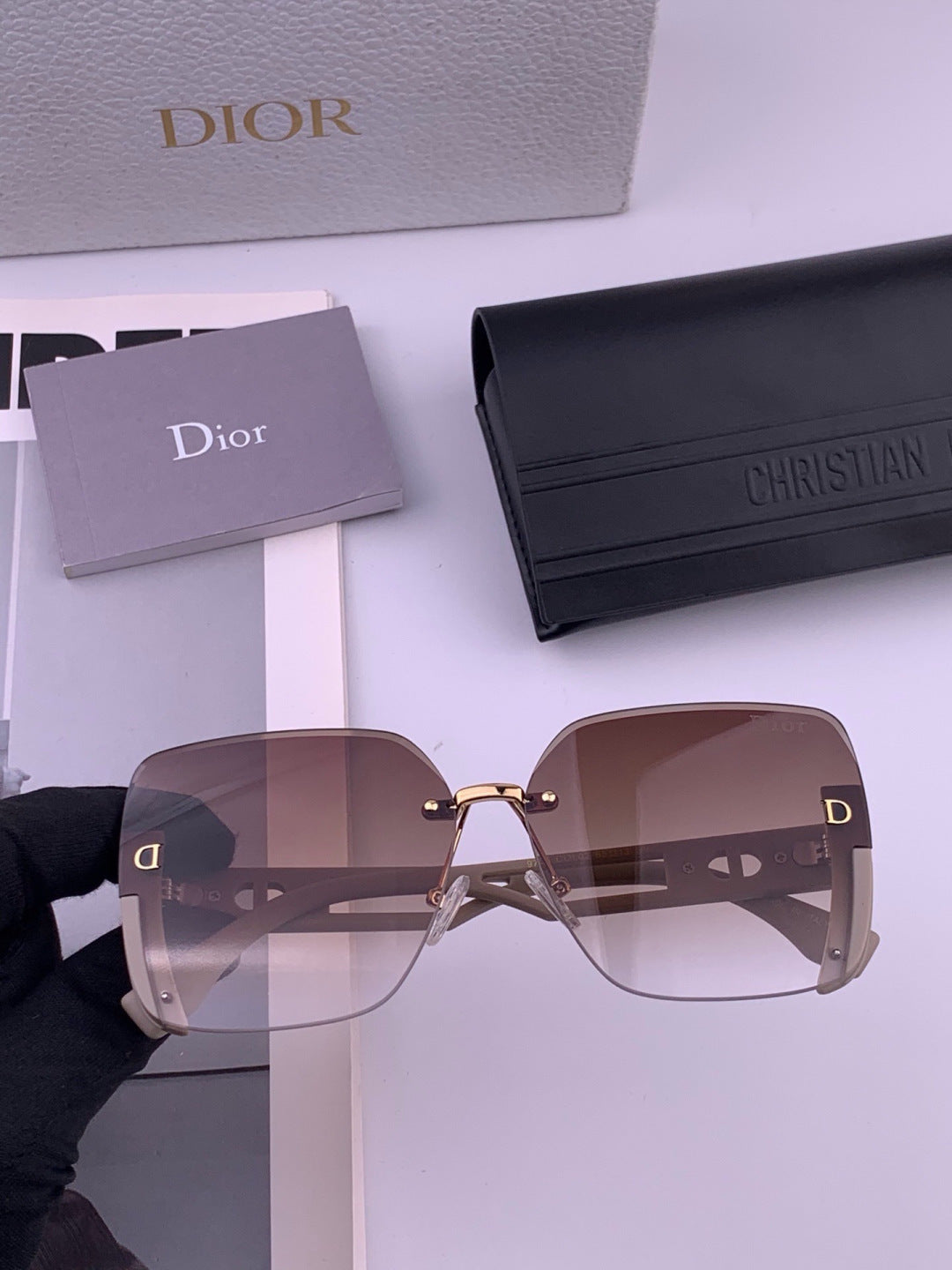 Dior CD6970 Square Gold Lens Sunglasses for Women - detail image 3