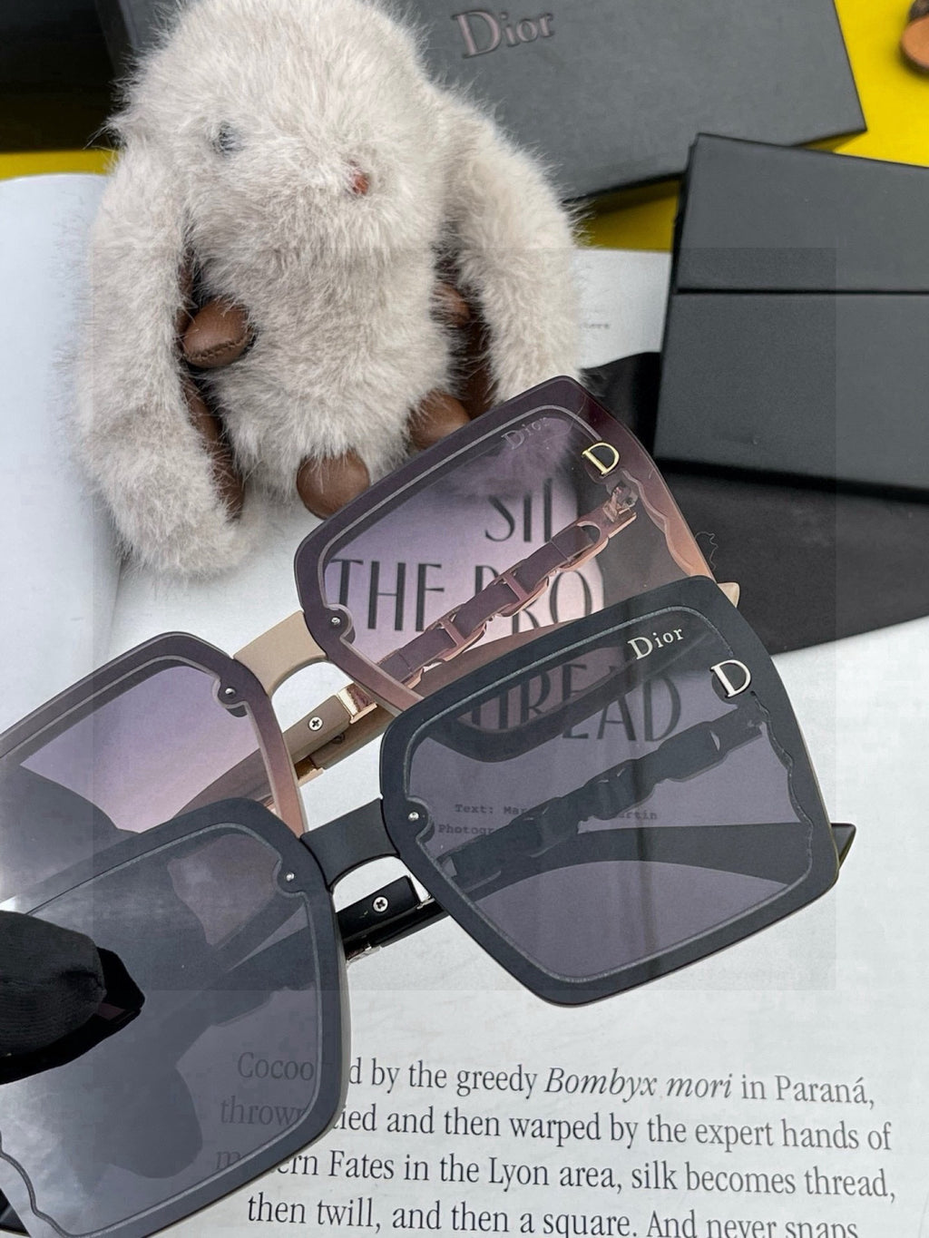 Dior CD5302 Square Gold Lens Sunglasses for Men & Women - detail image 5