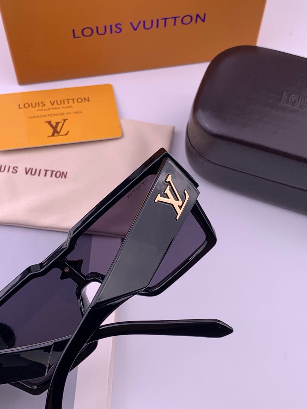 Louis Vuitton L7600 Square Black Lens Sunglasses for Women - 486174 - detail image 5