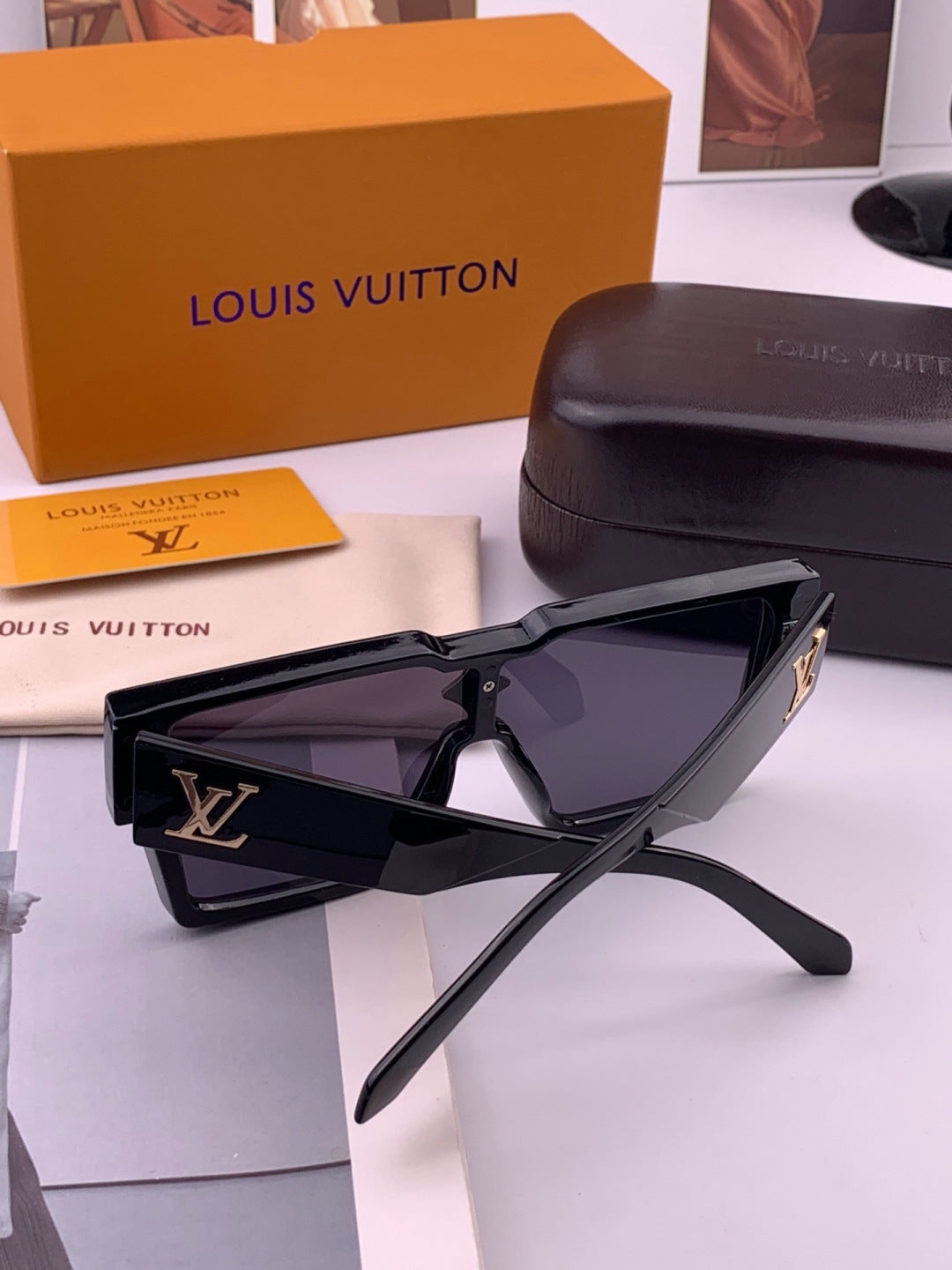 Louis Vuitton L7600 Square Black Lens Sunglasses for Women - 486174 - detail image 7