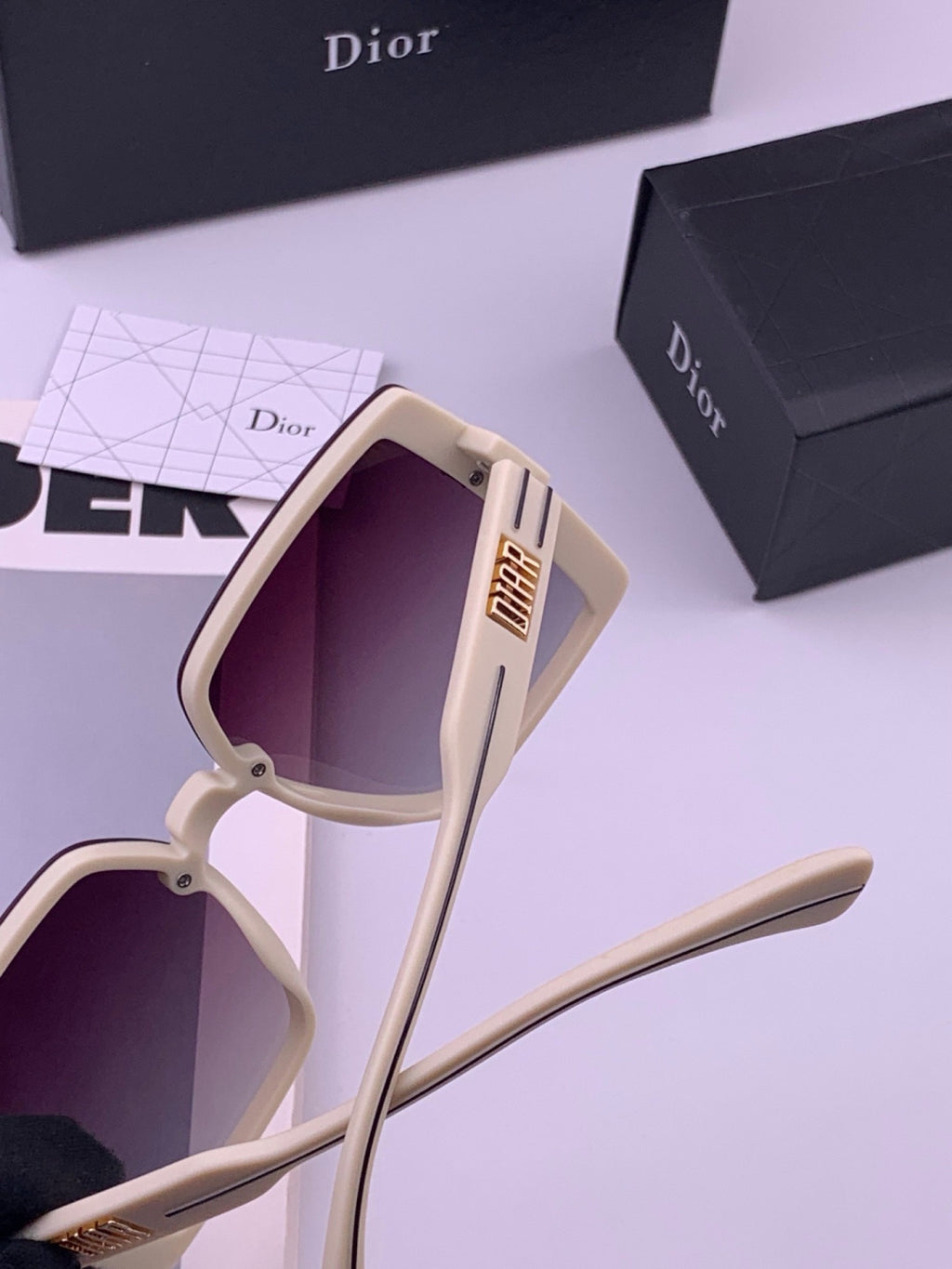 Dior D5290 Polarized Square Black Lens Sunglasses for Men & Women - detail image 5