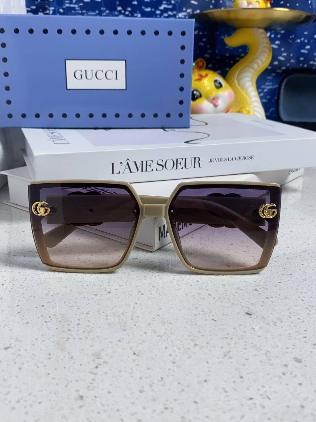 Gucci Polarized Fashion Silver Lens Sunglasses for Women - 357874 - detail image 8