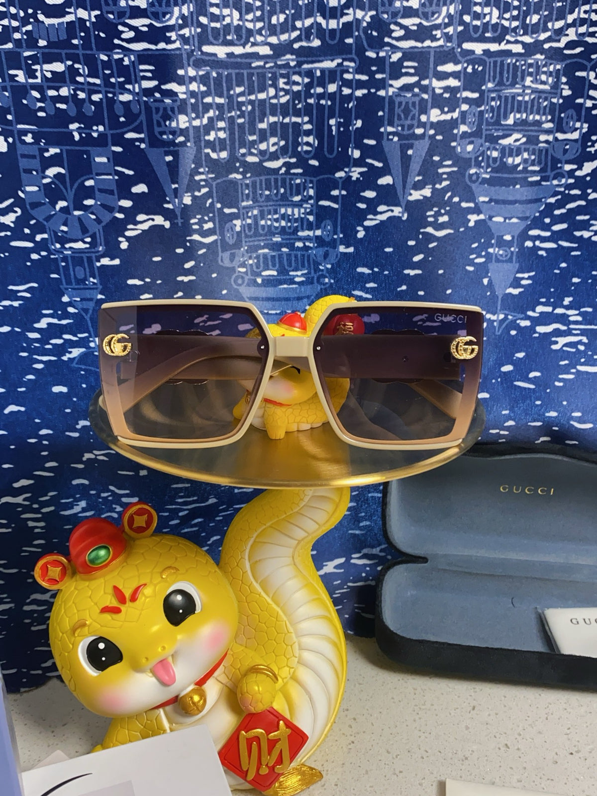 Gucci Polarized Fashion Silver Lens Sunglasses for Women - 357874 - detail image 10