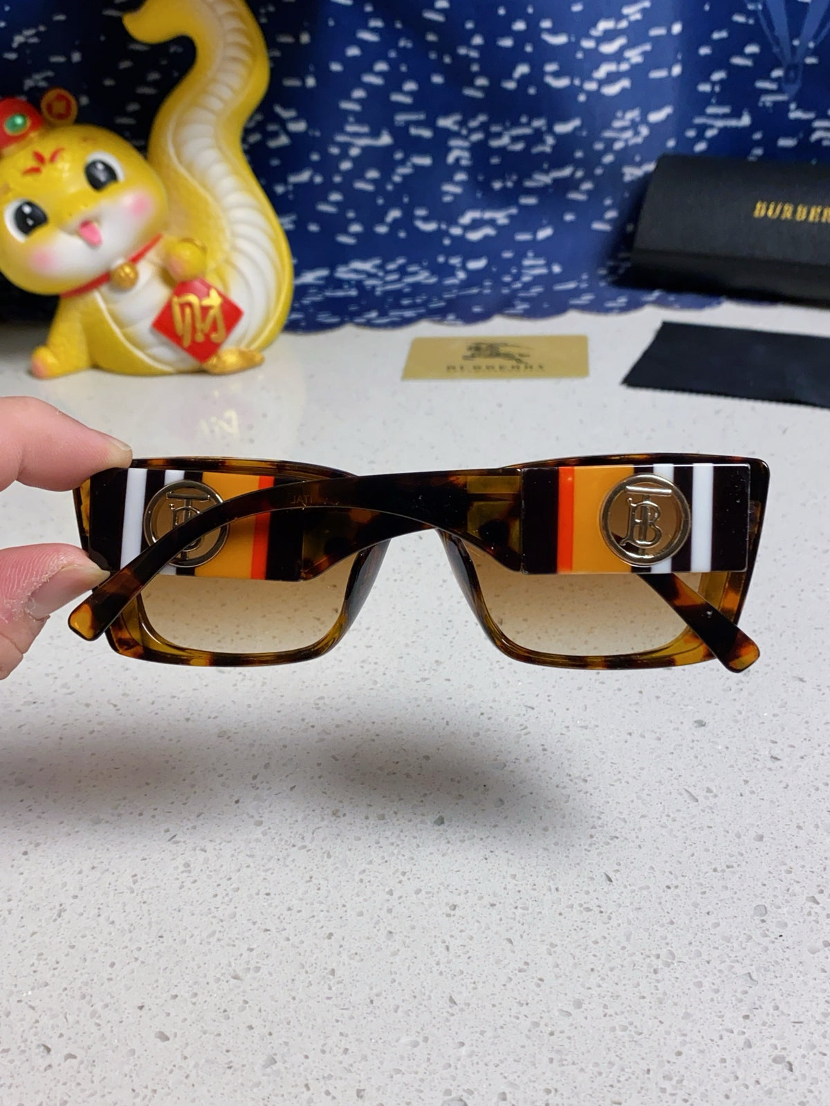 Burberry Fashion Brown Lens Sunglasses for Men & Women - 416036 - detail image 5