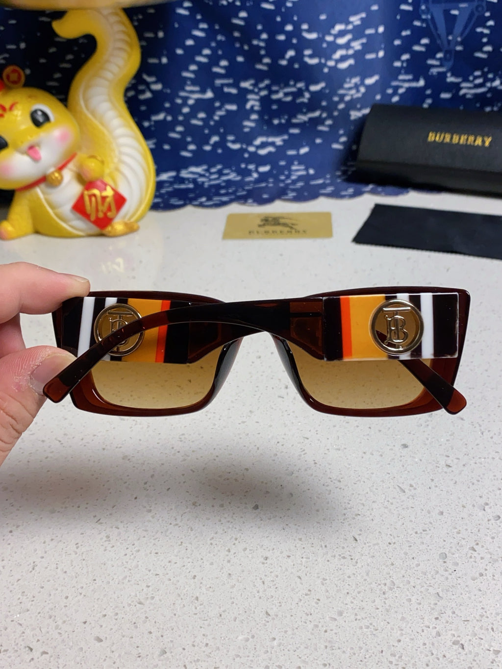 Burberry Fashion Brown Lens Sunglasses for Men & Women - 416037 - detail image 5