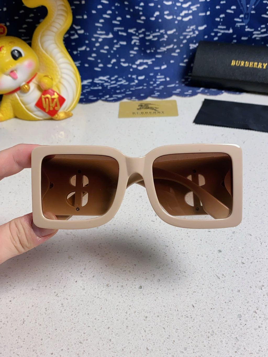 Burberry Oversized Brown Lens Sunglasses for Men & Women - 449579 - detail image 4