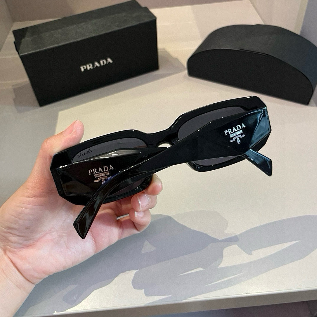 Prada SPR17WF Fashion Gold Lens Sunglasses for Men & Women - 382576 - detail image 3