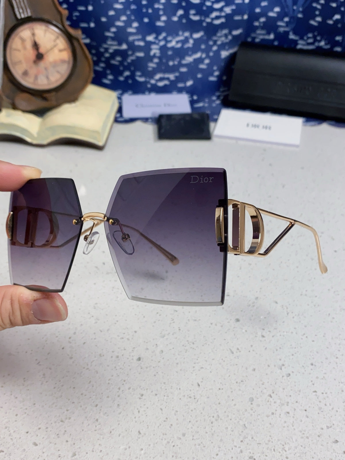 Dior 30MONTAIGNE Lightweight Rimless Gray Lens Sunglasses for Men & Women - detail image 6