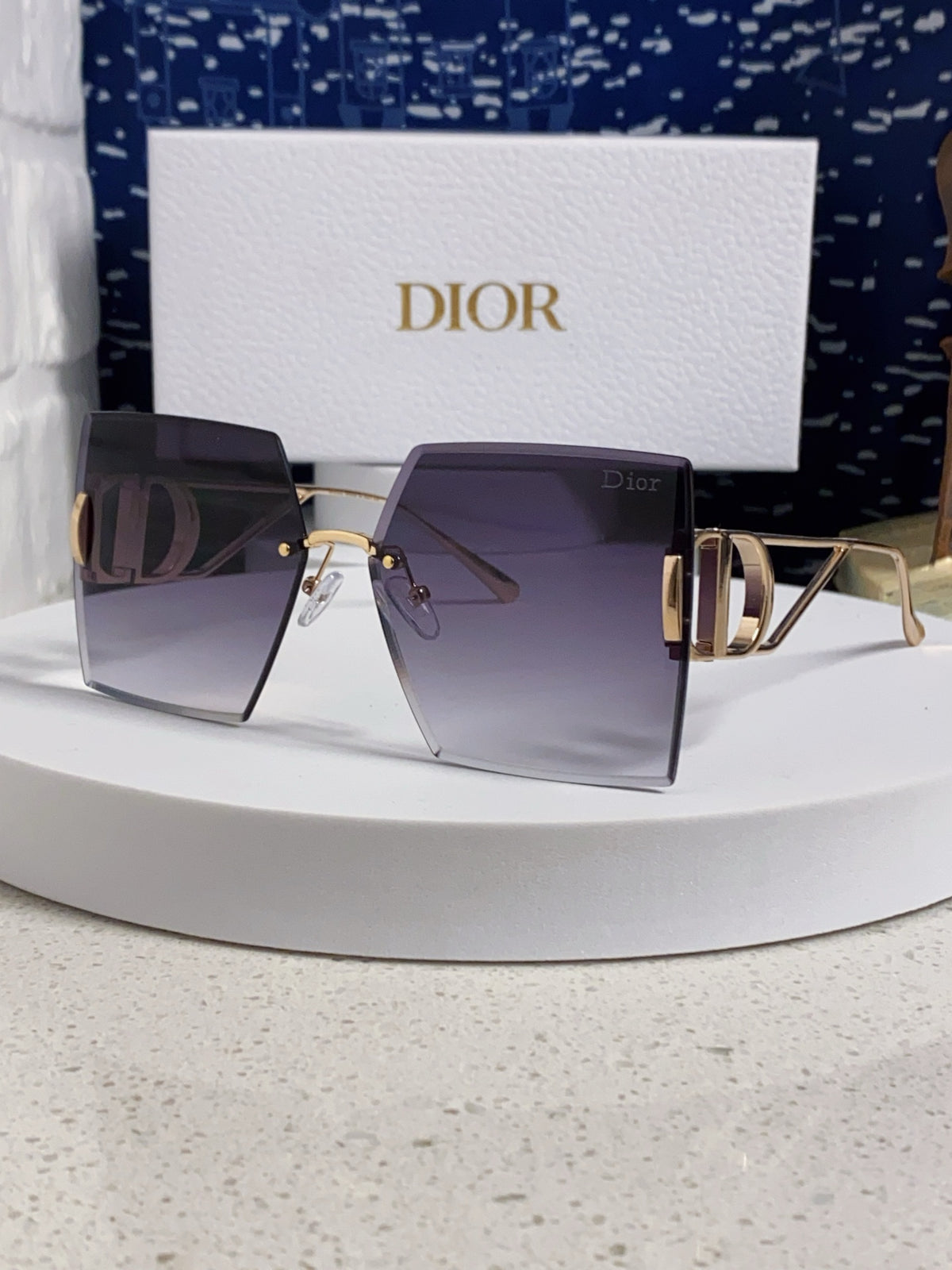Dior 30MONTAIGNE Lightweight Rimless Gray Lens Sunglasses for Men & W - 415461