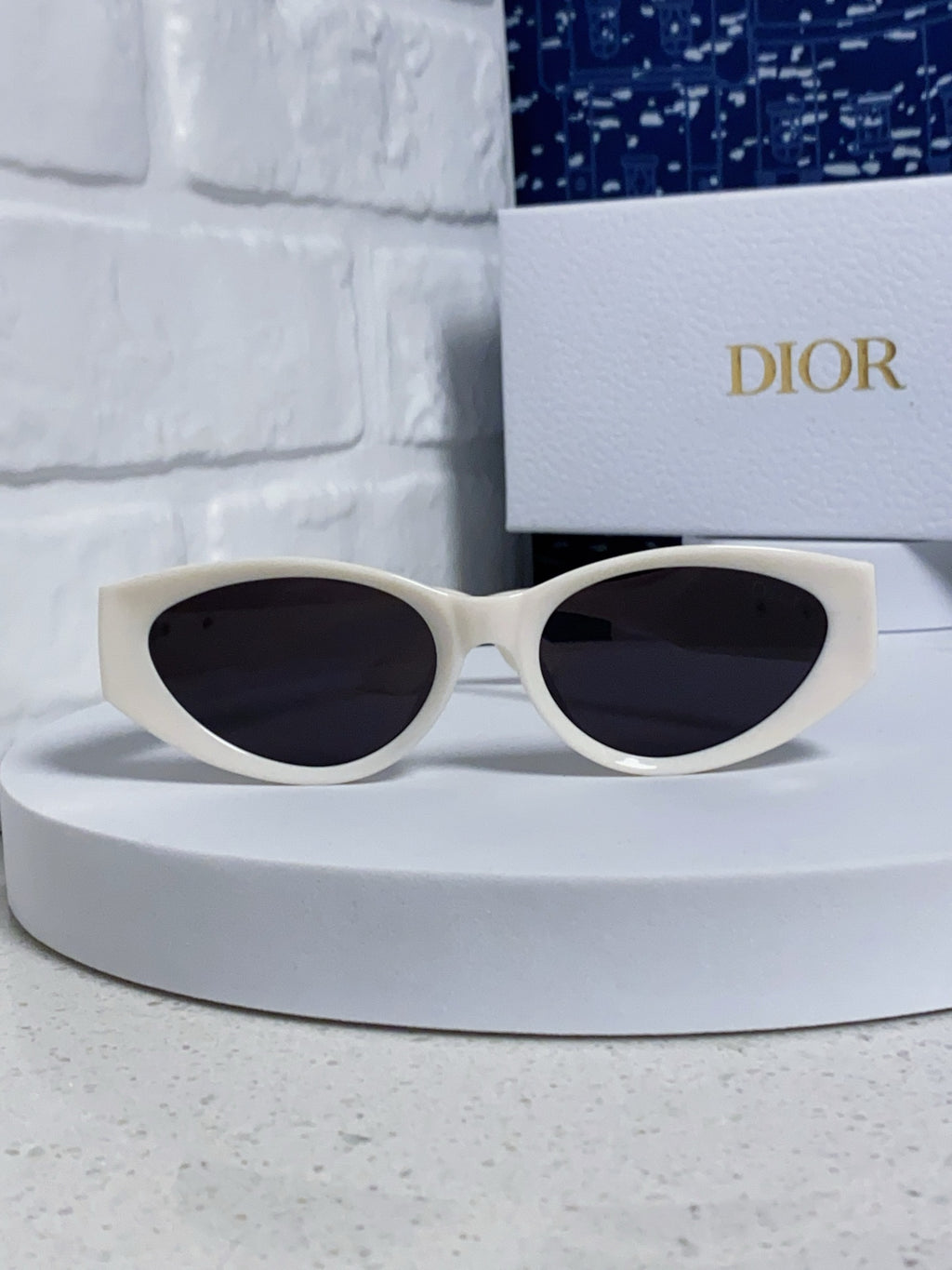 Dior Polarized Fashion Silver Lens Sunglasses for Women - 431737 - detail image 2