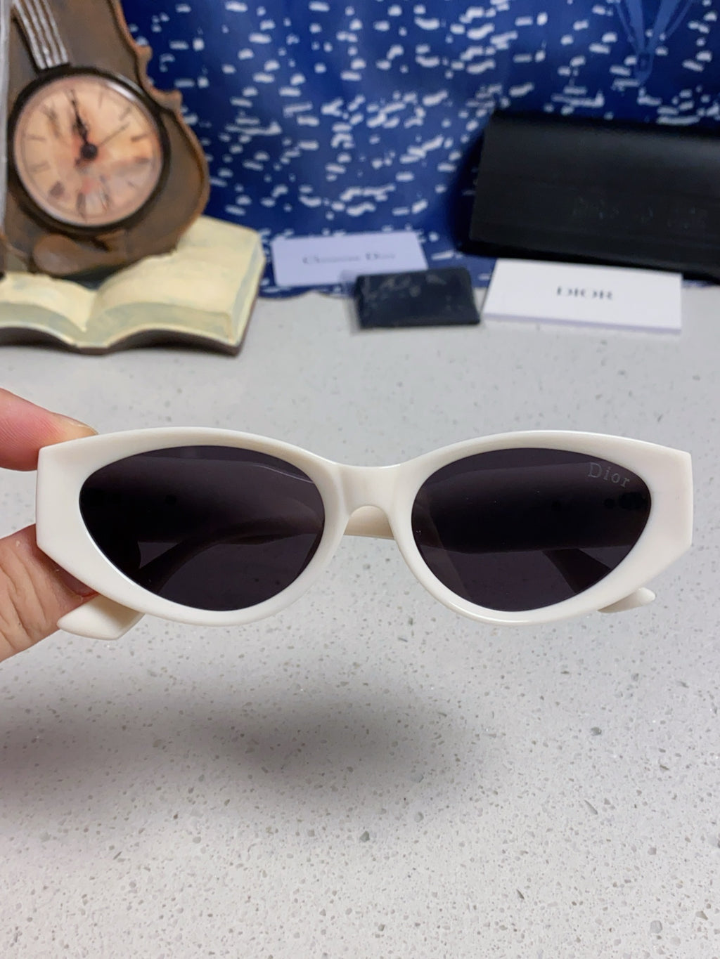 Dior Polarized Fashion Silver Lens Sunglasses for Women - 431737 - detail image 4