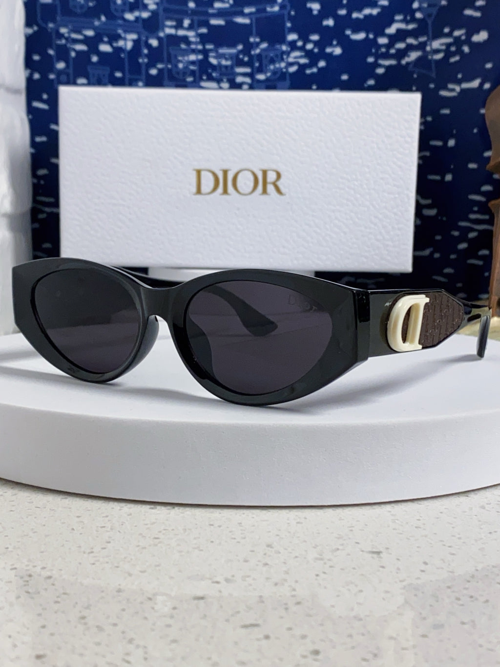 Dior Polarized Fashion Black Lens Sunglasses for Women - 415367