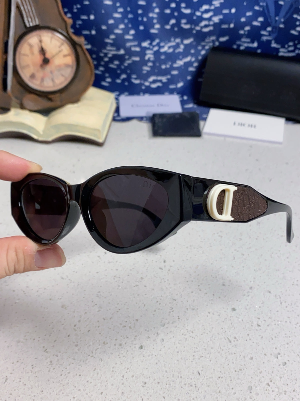 Dior Polarized Fashion Black Lens Sunglasses for Women - 415367 - detail image 6
