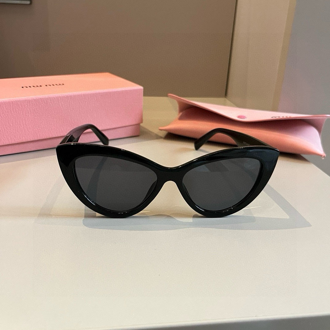 Miu Miu Cat-Eye Gold Lens Sunglasses for Men & Women - 416282 - detail image 3