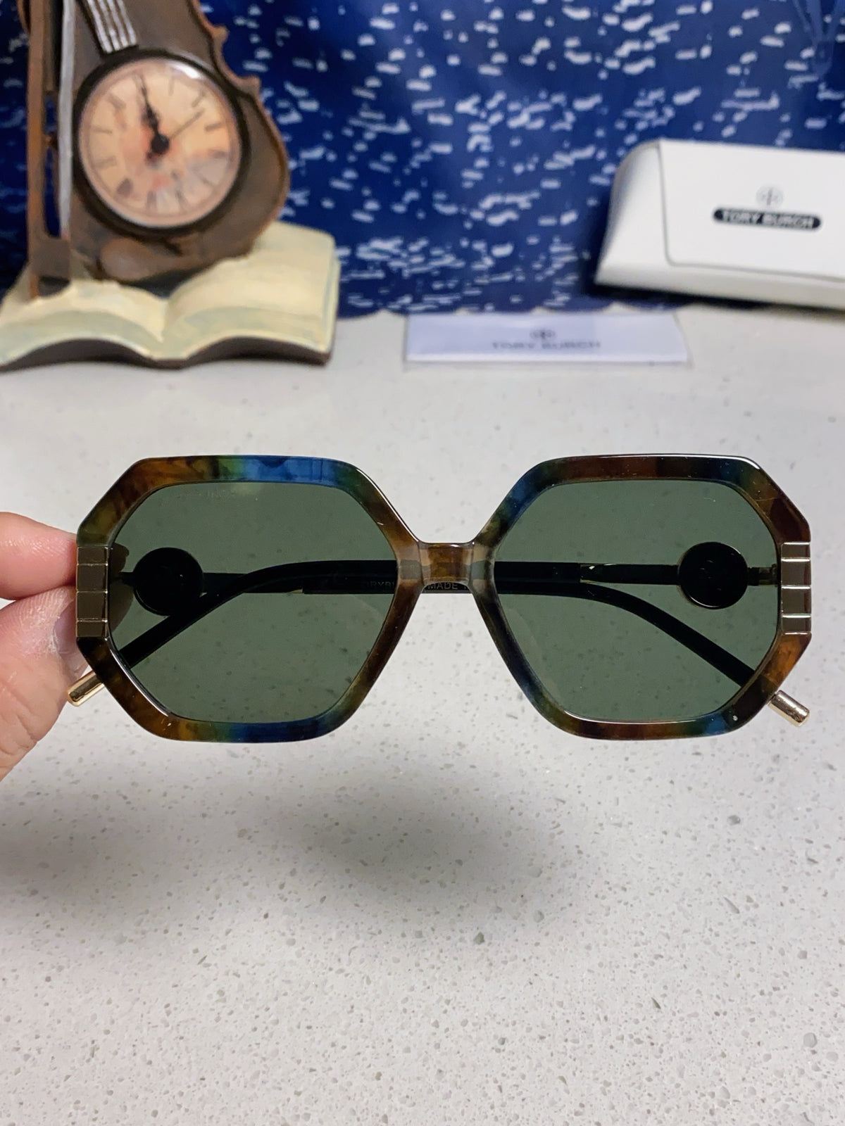 Burberry Fashion Silver Lens Sunglasses for Men & Women - 358586 - detail image 4