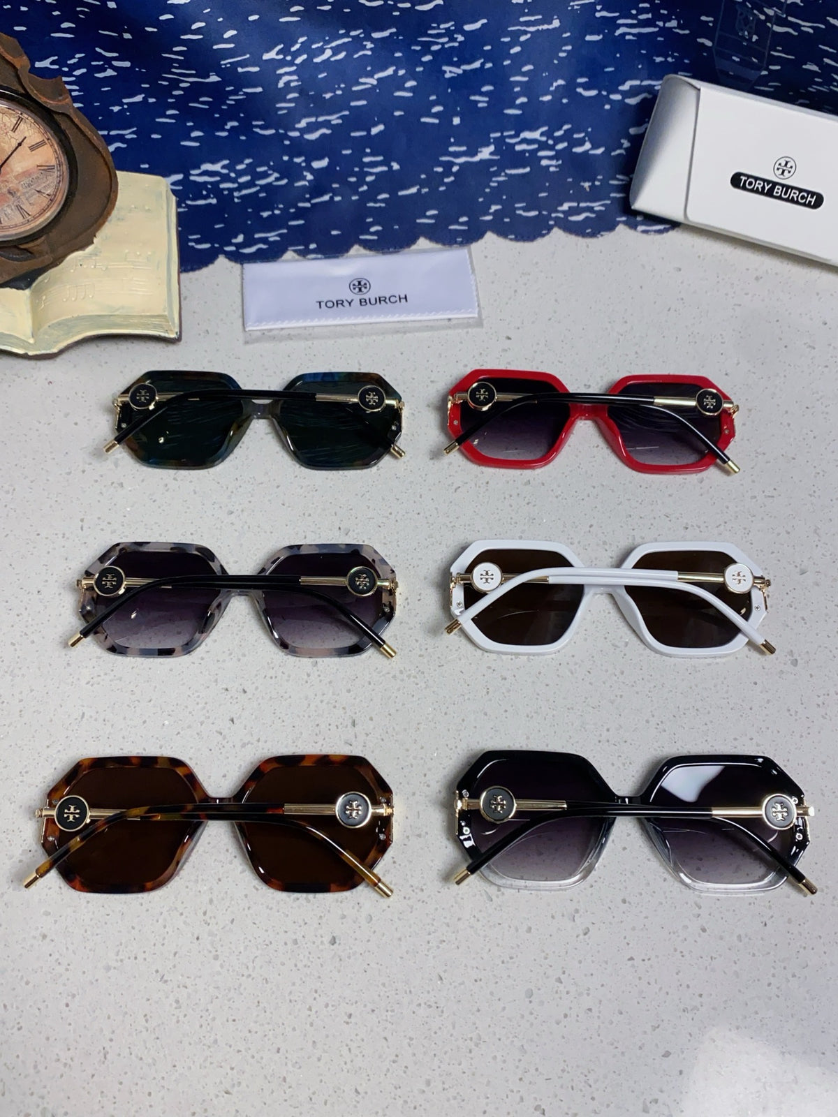 Burberry Fashion Gray Lens Sunglasses for Men & Women - detail image 11