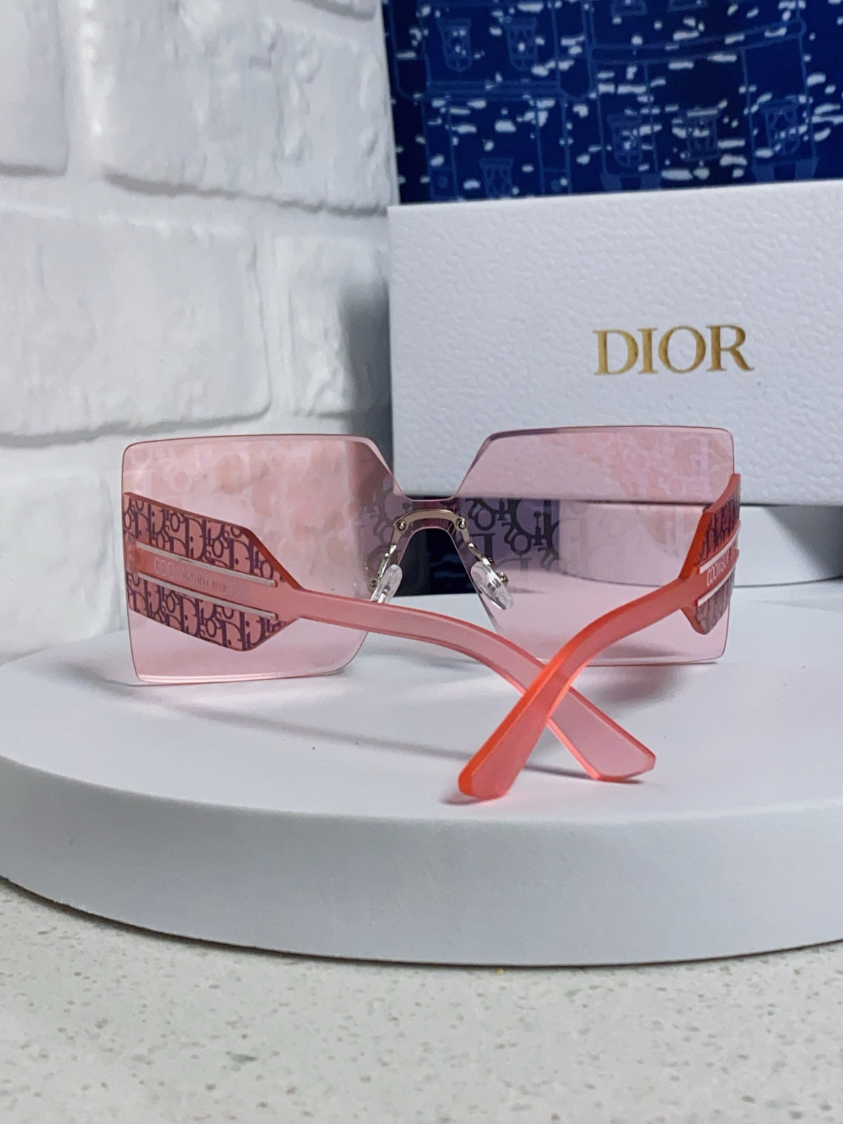 Dior Lightweight Rimless Red Lens Sunglasses for Men - detail image 3