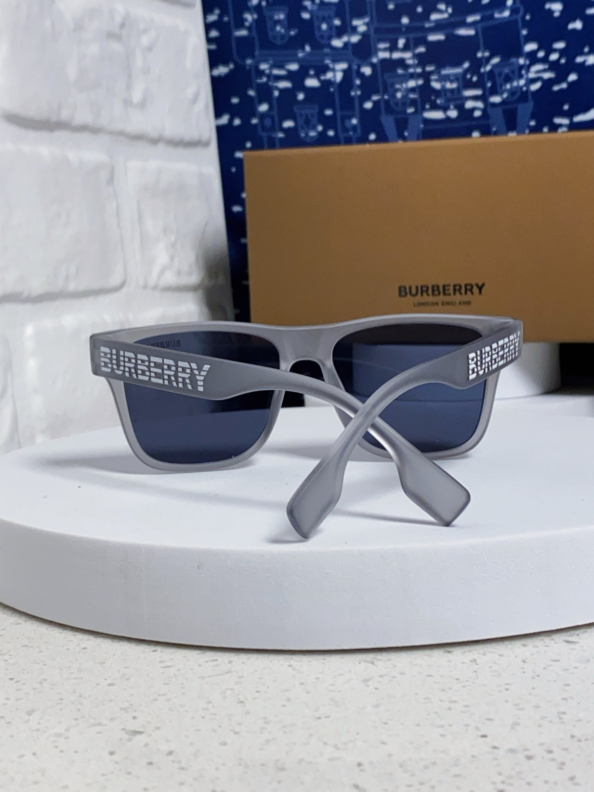 Burberry Fashion Blue Lens Sunglasses for Men & Women - 432511 - detail image 3