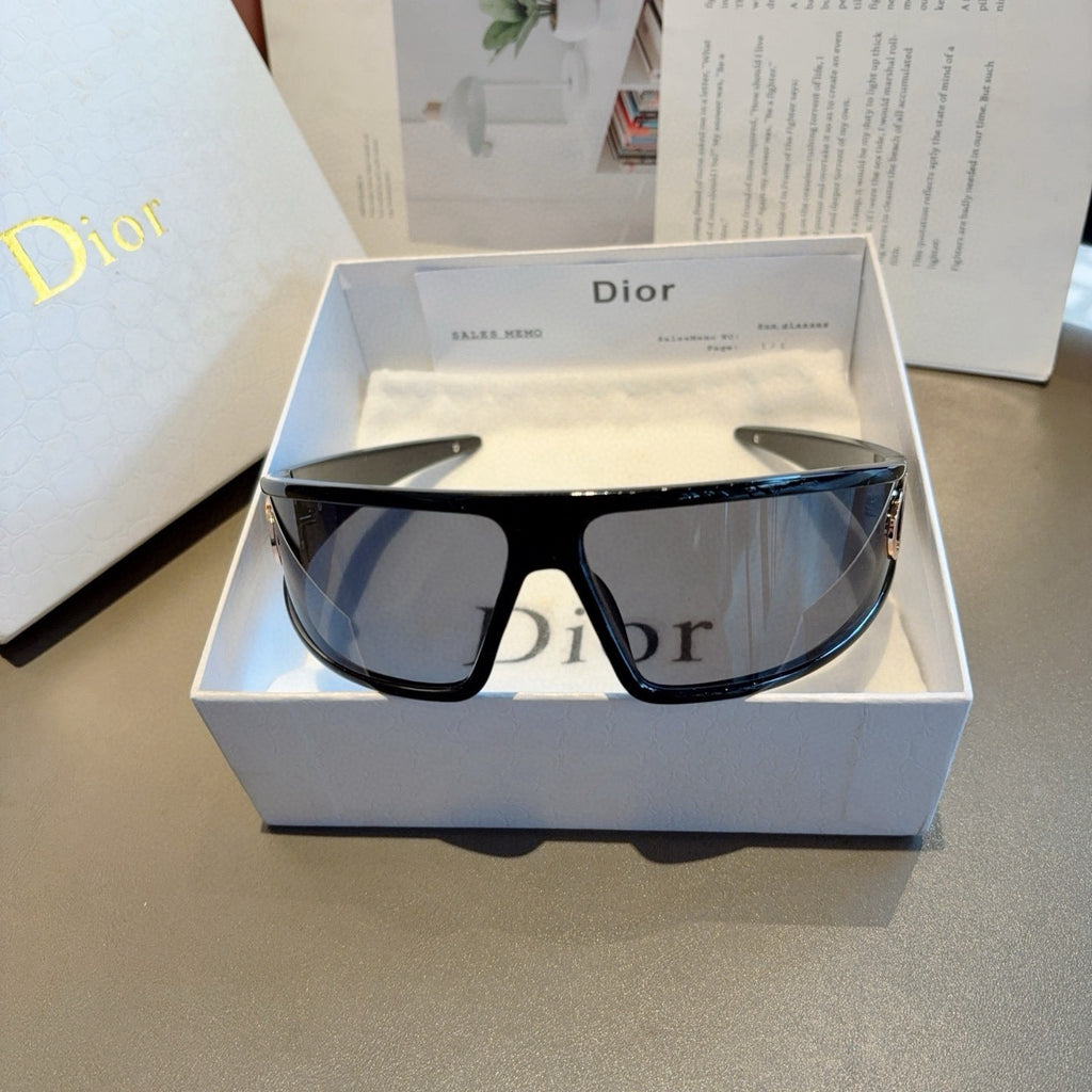 Dior Fashion Blue Lens Sunglasses for Men & Women - detail image 4
